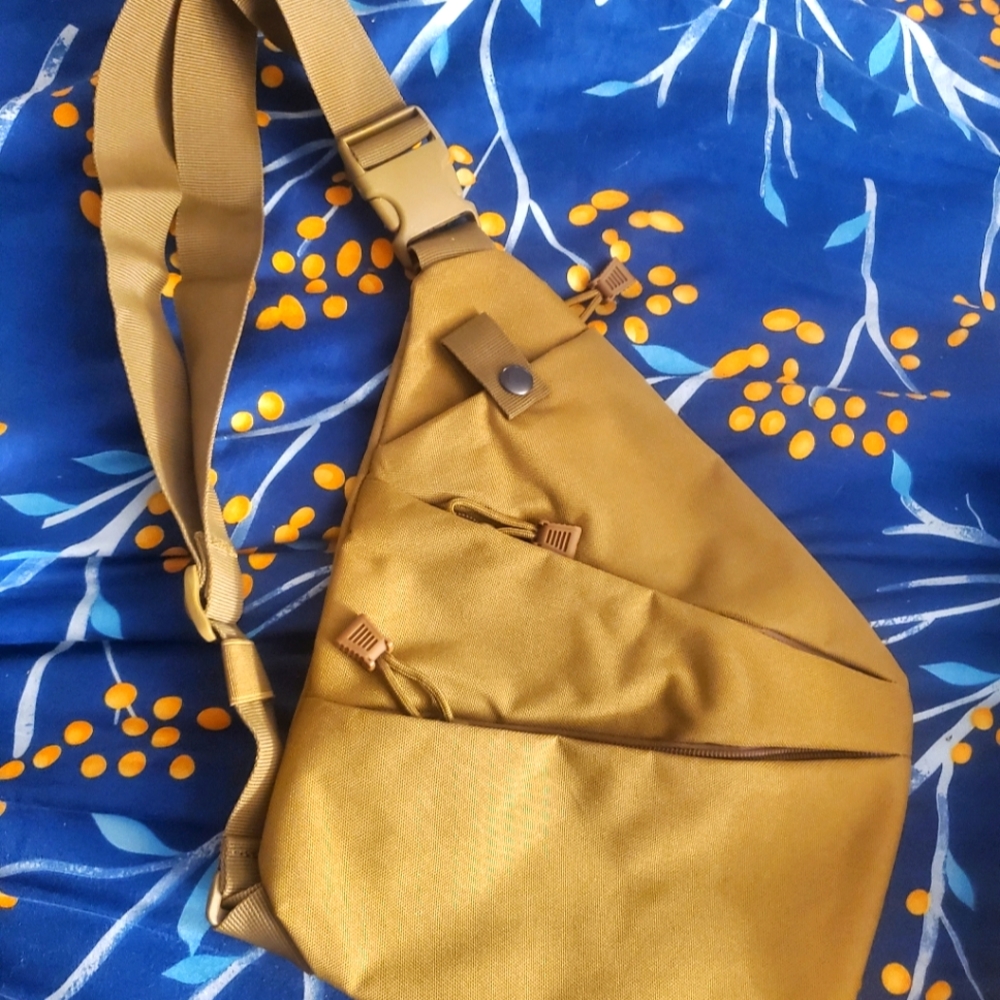 Men's messenger bag